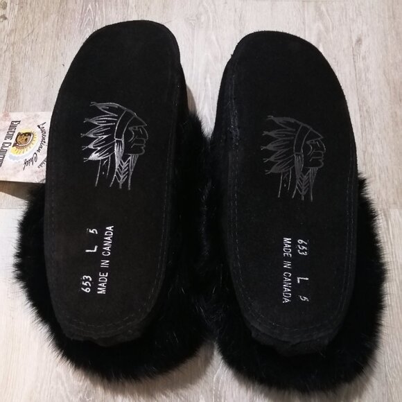 🇨🇦 Laurentian Chief Beaded Moccasin Slippers w/ Fur Trim, NIB, Made in Canada - Picture 6 of 7